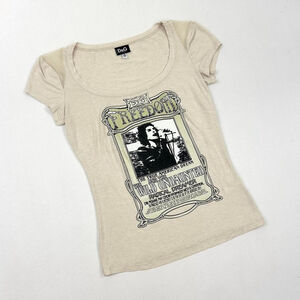 y2k 2004 D&G tan 'freedom' short sleeve top